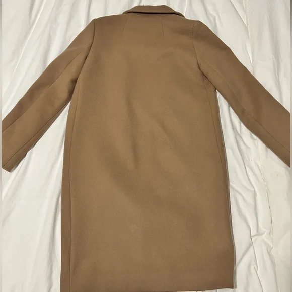 Babaton Classic Tan Trench Coat - Picture 2 of 4